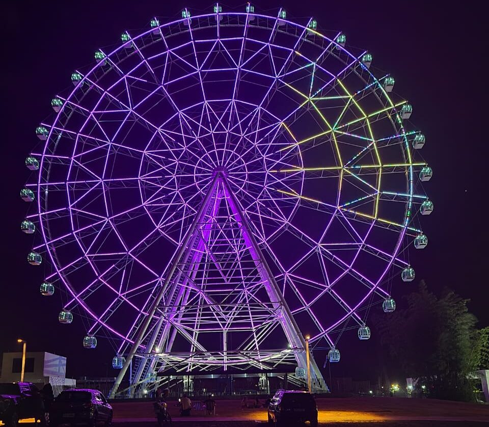 Roda gigante em Foz