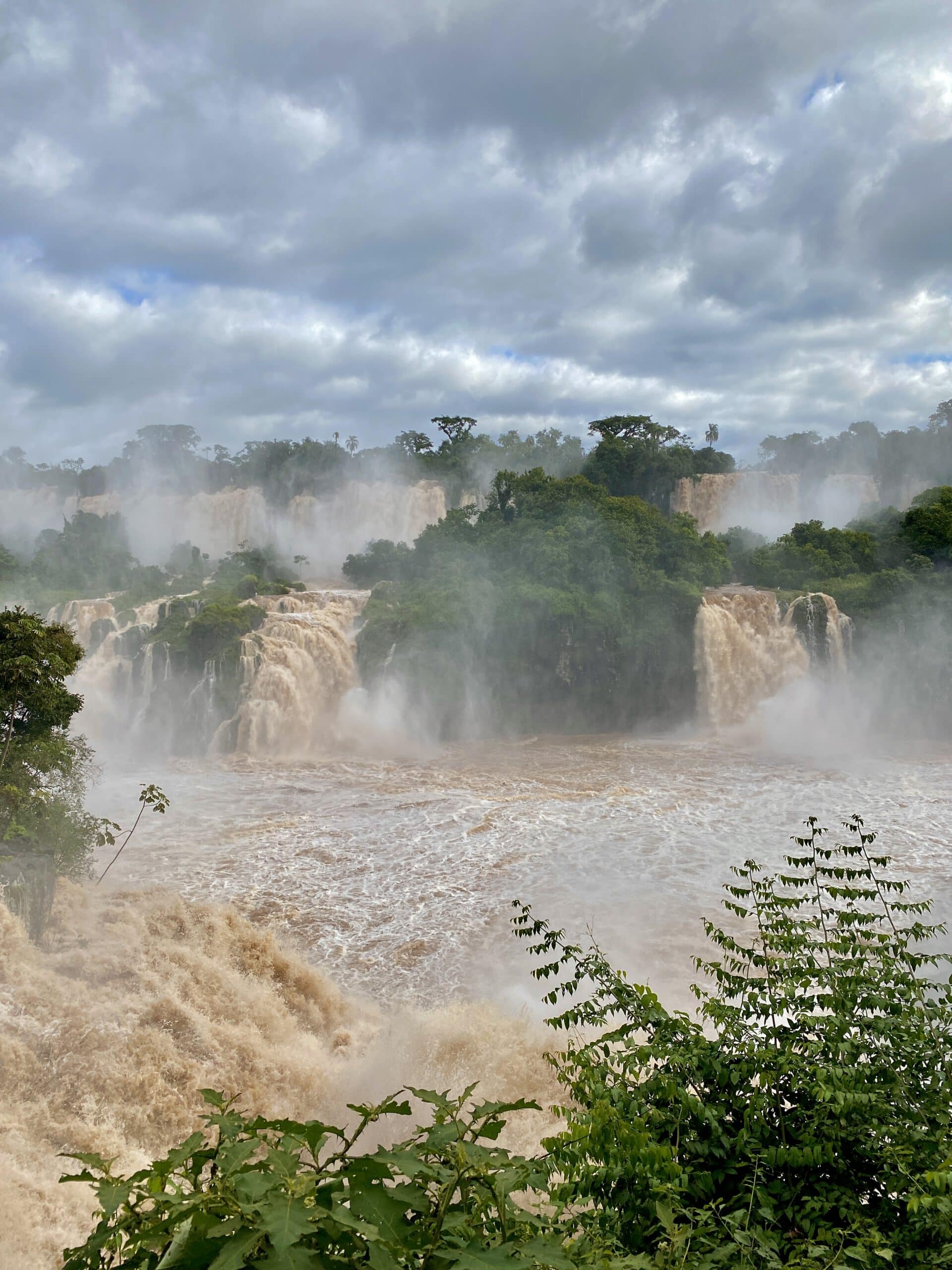 Alta vazão das Cataratas