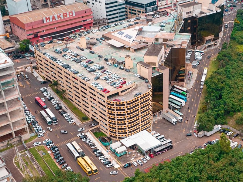 A foto mostra o shopping china visto de cima. Uma loja para fazer compras no Paraguai.