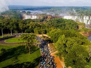 Foto da Meia Maratona das cataratas que aconteceu no ano passado.