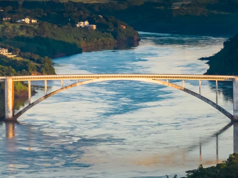 ponte-da-amizade-regiao-trinacional